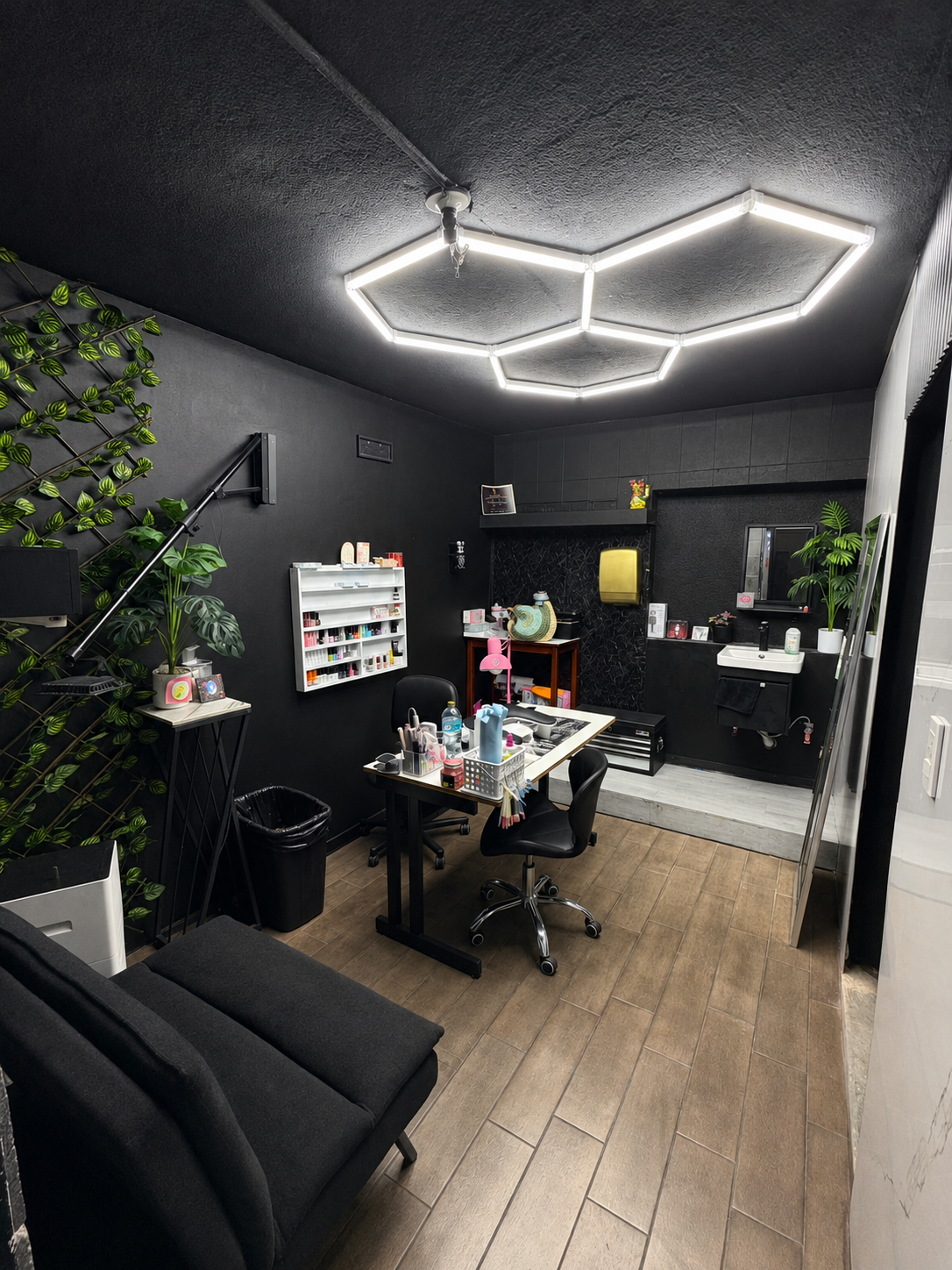 Sala de tratamientos de The Embassy Barber Shop