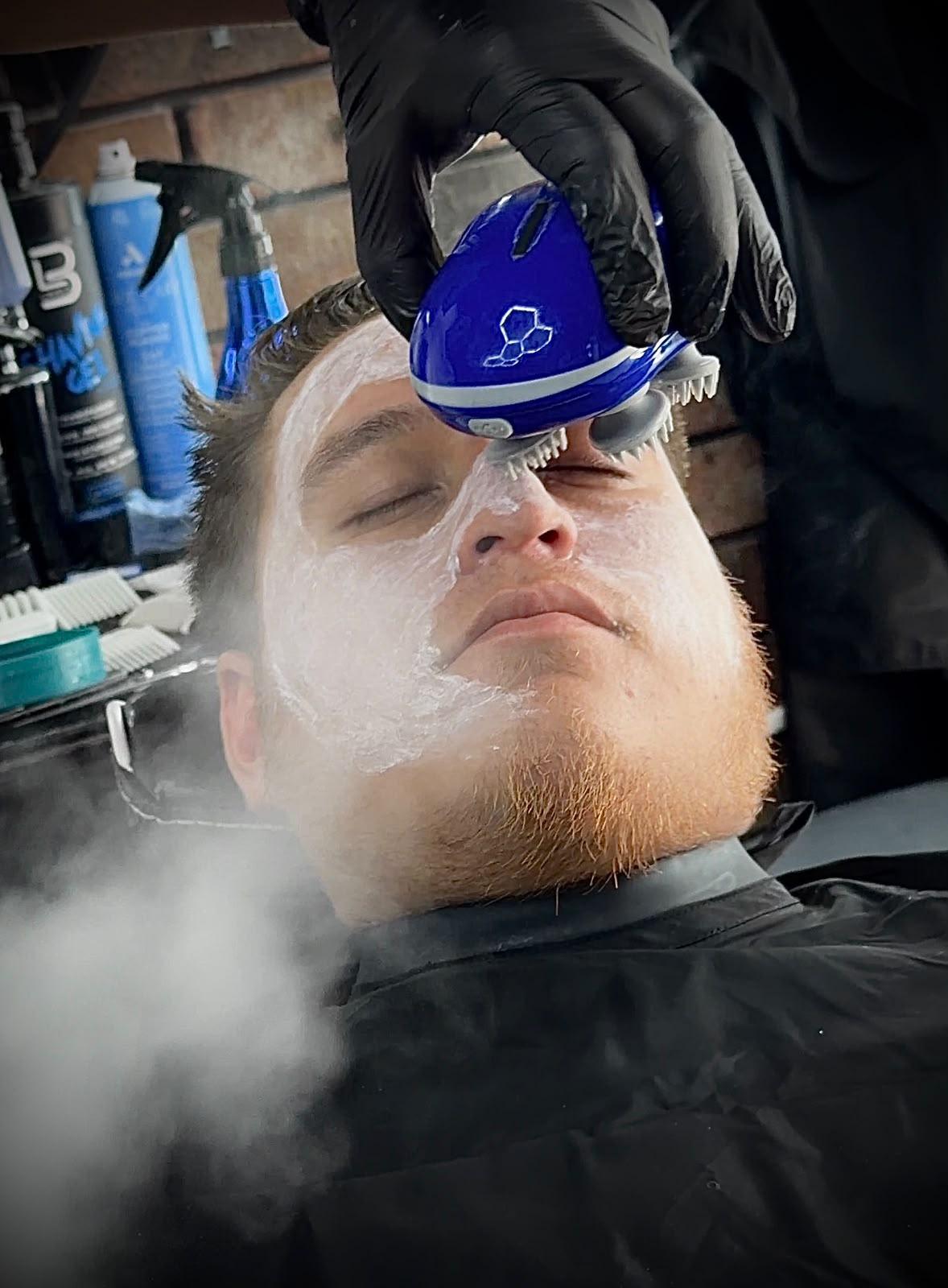 Tratamiento facial Skin Care La Embajada en The Embassy Barber Shop